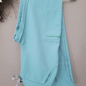 Yola™ Skinny Scrub Pants
